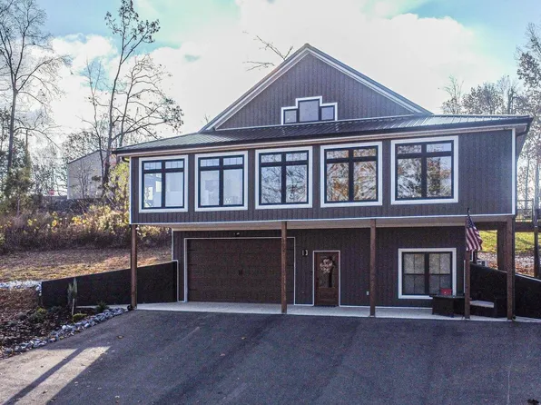 302 Lakeshore Rd, Gilbertsville, KY 42044