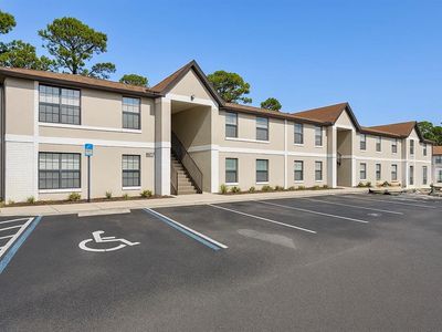 426 Banana Cay Dr APT B, South Daytona, FL, 32119