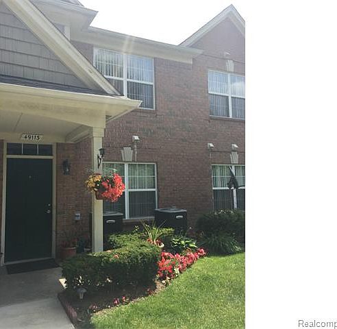1st image of 49113 W Woods Dr