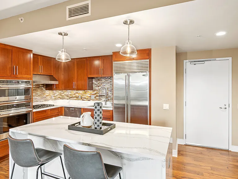 645 Front St #604 — Photo 14