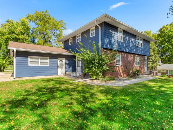 215-217 W Clara Ave, Peoria, IL 61614