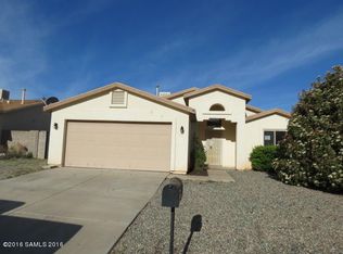 111 Buffalo Dr, Huachuca City, AZ 85616