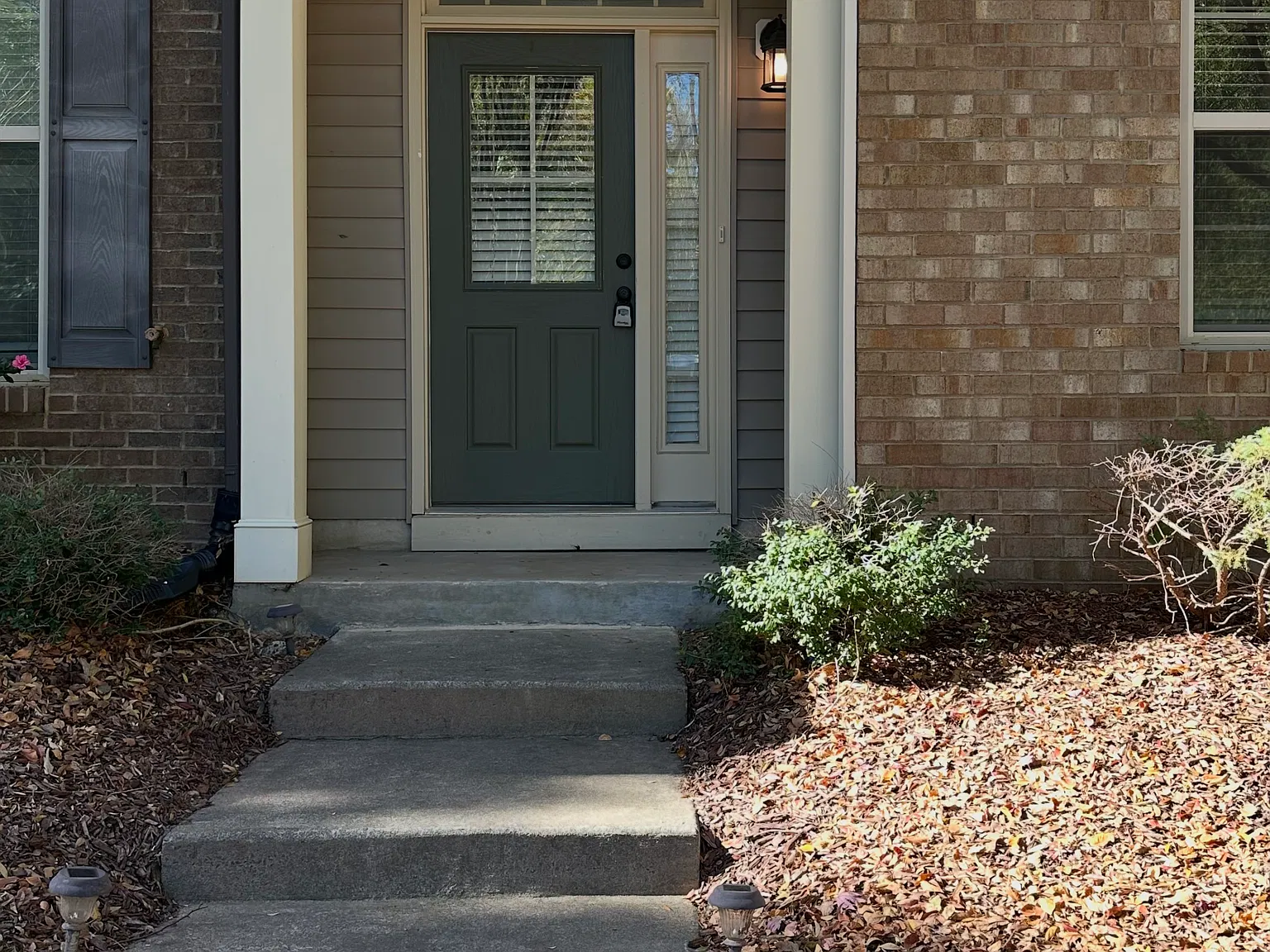 3 bed, 1579 sqft, $2,075 — Photo 2
