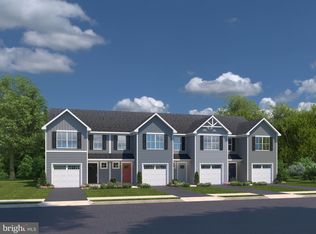 87 Otero Ln, Hedgesville, WV 25427