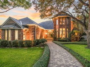 1407 Travis Cir N, Irving, TX 75038