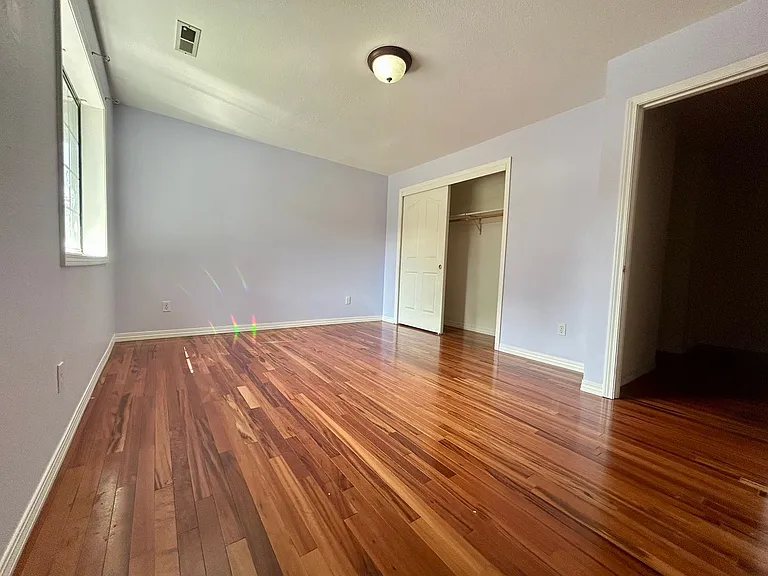 8213 NW 12th Ave — Photo 24