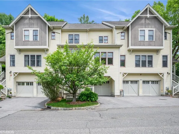 32 Landing Drive, Dobbs Ferry, NY 10522