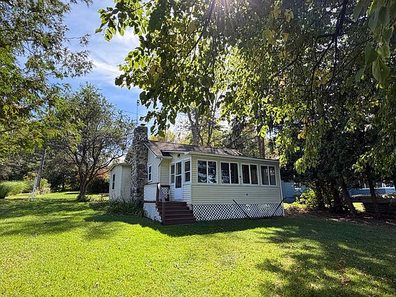 2nd image of 357 Farrell Rd