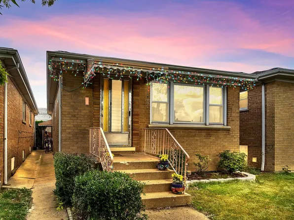 5836 W Diversey Ave, Chicago, IL 60639