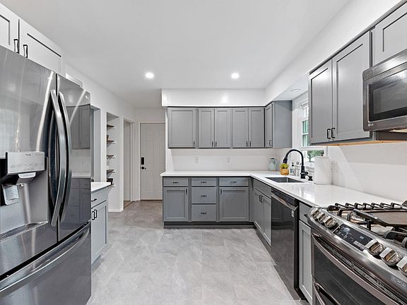 5th image of 1506 Chesapeake Park Dr