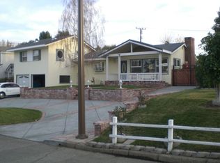 2748 Harrington Rd, Simi Valley, CA 93065