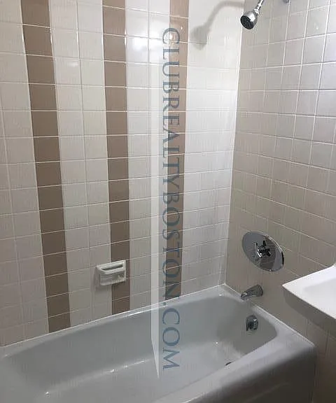 164 Beacon St #1 — Photo 12