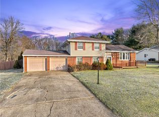174 Fairlane Dr, Industry, PA