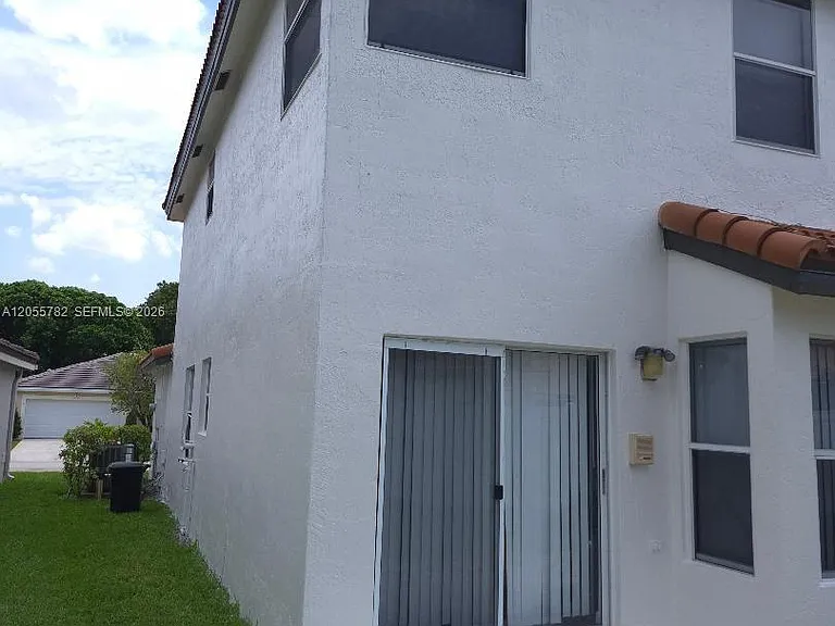 18281 NW 19th St — Photo 6