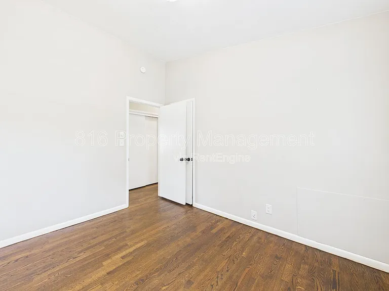 622 Christopher St — Photo 19