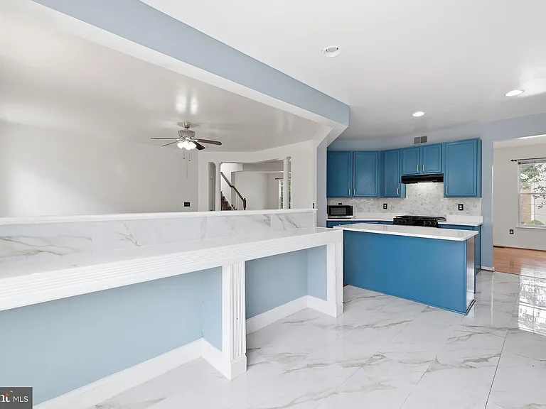 2917 Markhams Grant Dr — Photo 16