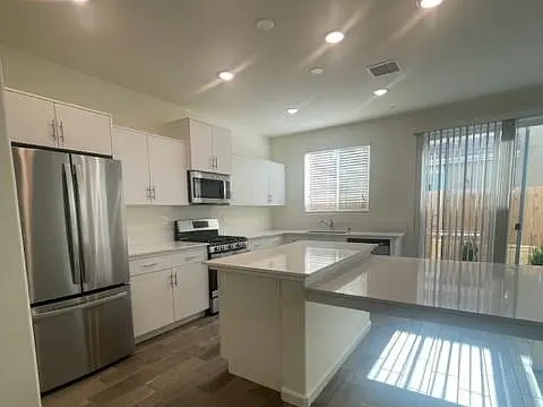 2015 Hammel Ln — Photo 8
