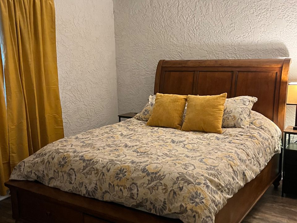 2nd image of 5530 Alma Ter