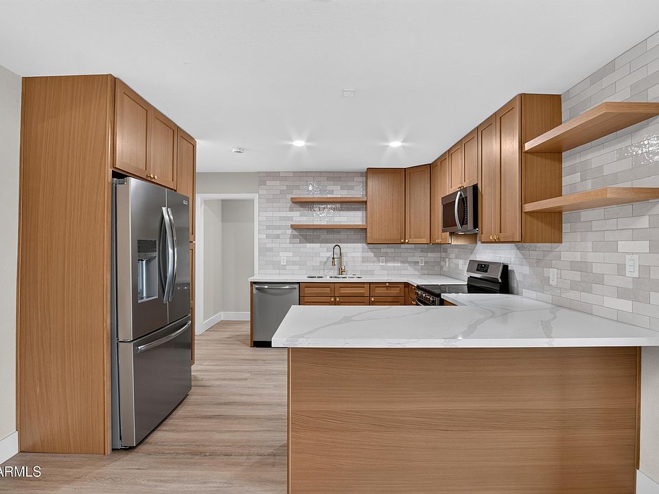 1st image of 314 E GLADE Avenue