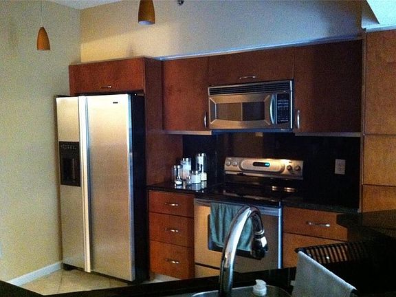 5th image of 3215 NE 184th Street #14403