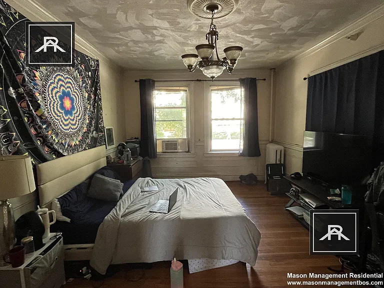 319 Saint Paul St #1 — Photo 6