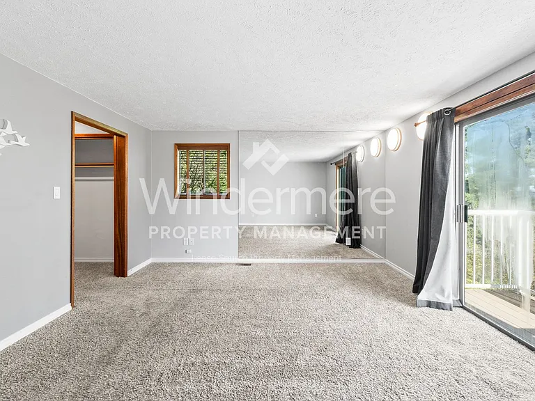 6622 E 15th Ave — Photo 12
