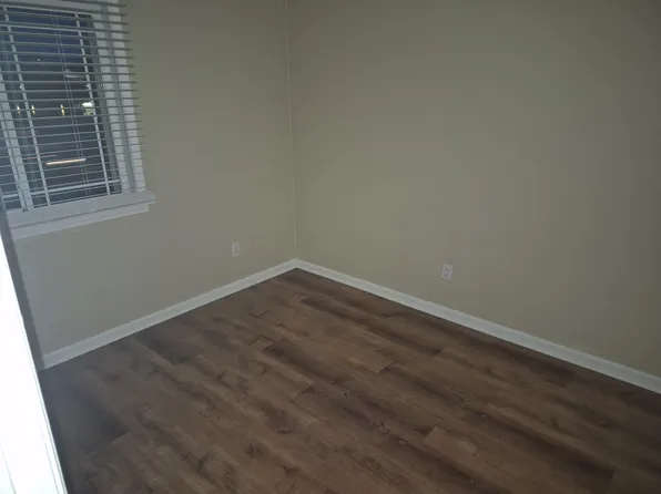 106 Hawthorne Pl #3, Columbia, IL 62236