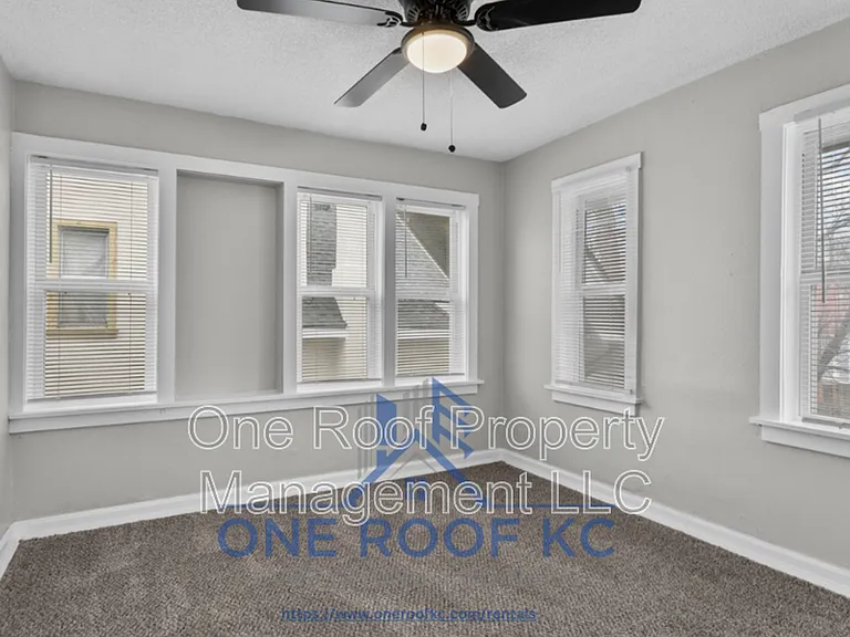 416 N Elmwood Ave — Photo 8
