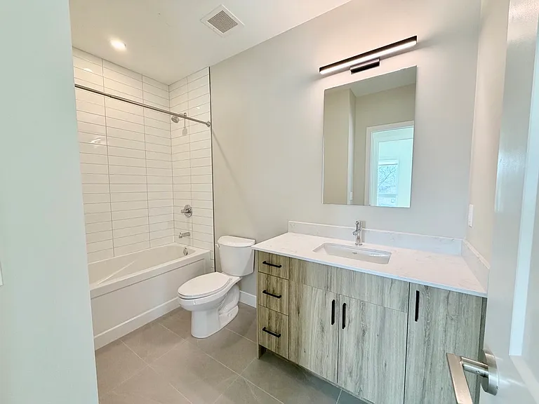 7219 Sharon Ave — Photo 8