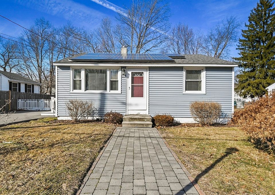 206 Florence St, Leominster, MA 01453 Zillow