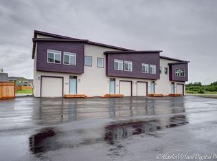 190 Willow View Cir, Anchorage, AK 99504