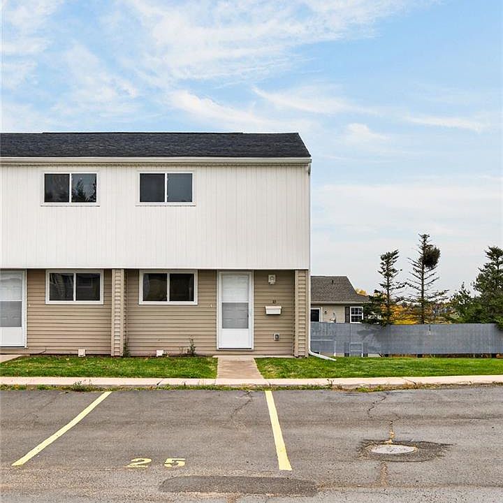 1st image of 24 Suffolk St #25