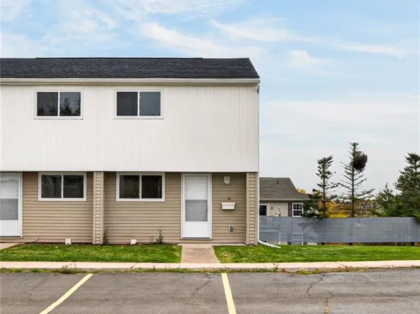 24 Suffolk St #25, Riverview, NB E1B 4K6