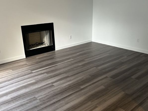 34001 1st Cir S #147