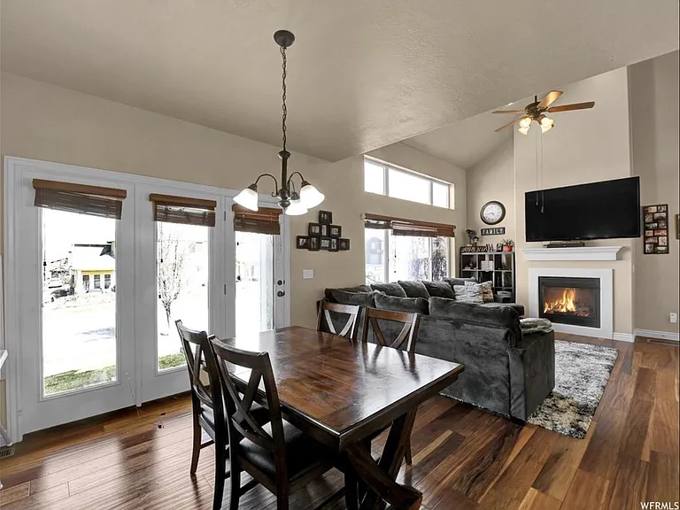 14507 S Windom Rd — Photo 17