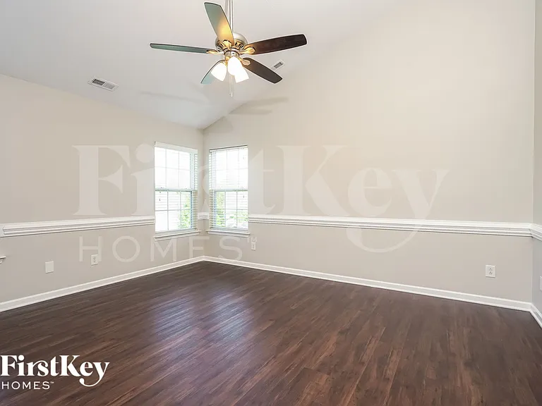 124 Fining Ct — Photo 10