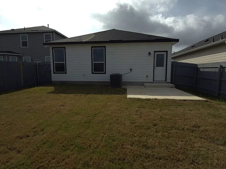 14311 Calaveras Cv — Photo 11