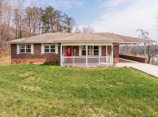 1111 Snow Hill Rd, Oakdale, TN 37829