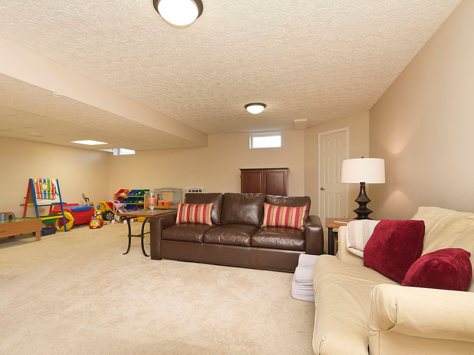 1st image of 8432 Fallgold Ln