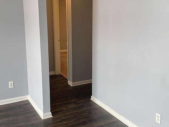 2nd image of 366 Maltbie St