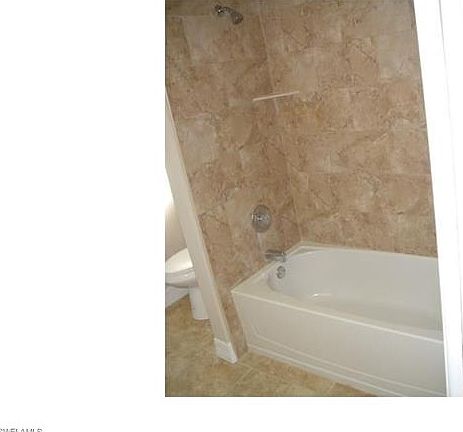 5th image of 1706 SE 1st Ter
