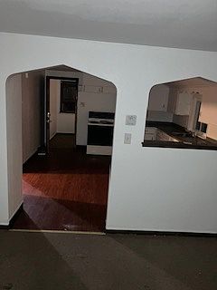 3rd image of 481 17th St #1