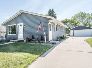 5237 S 8th St, Milwaukee, WI 53221