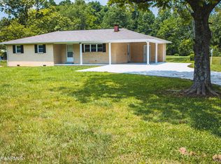 5933 Knoxville Hwy, Oliver springs, TN 37840