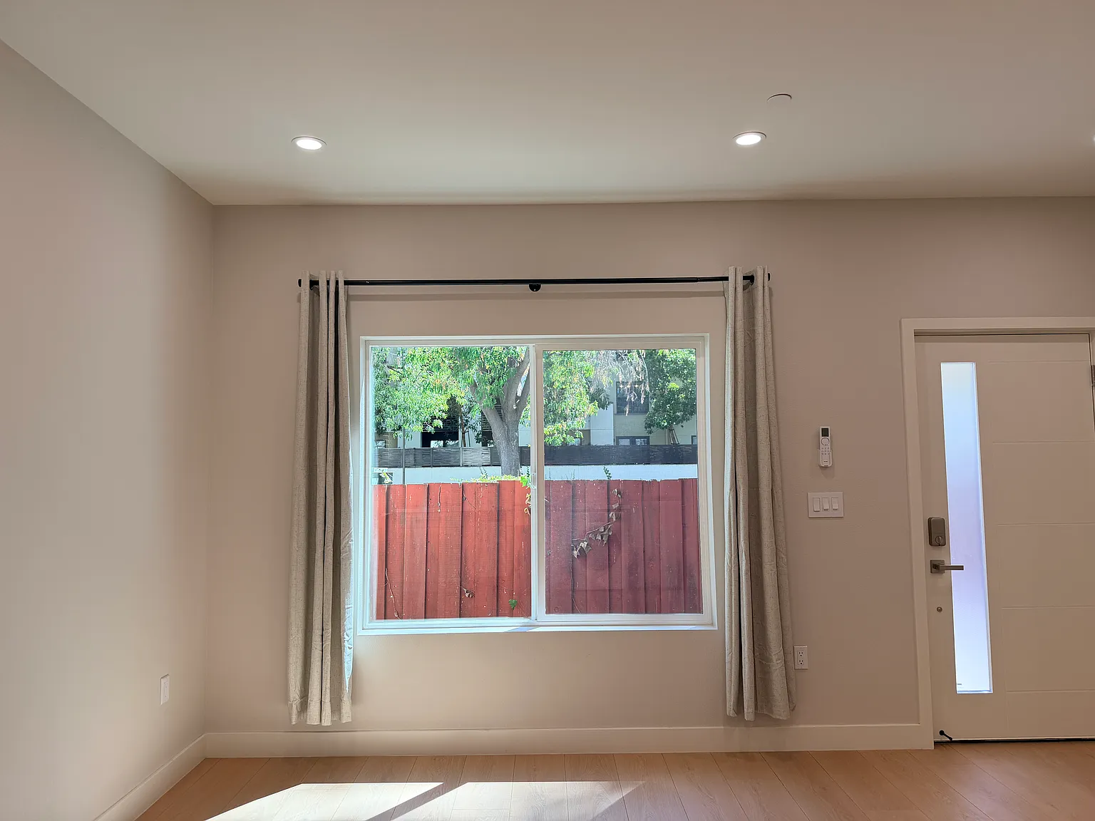 Studio, 324 sqft, $2,850 — Photo 4