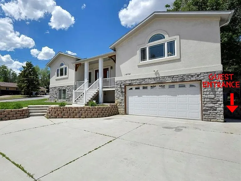 1404 Cooper Ave — Photo 3