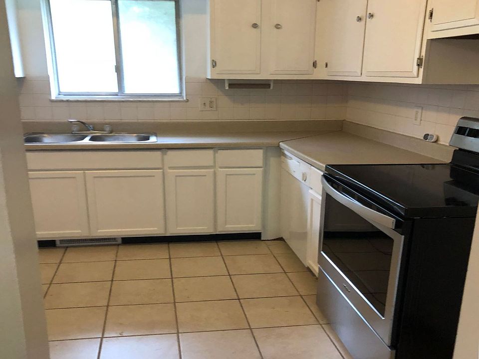1st image of 4513 Hudson Dr APT 3
