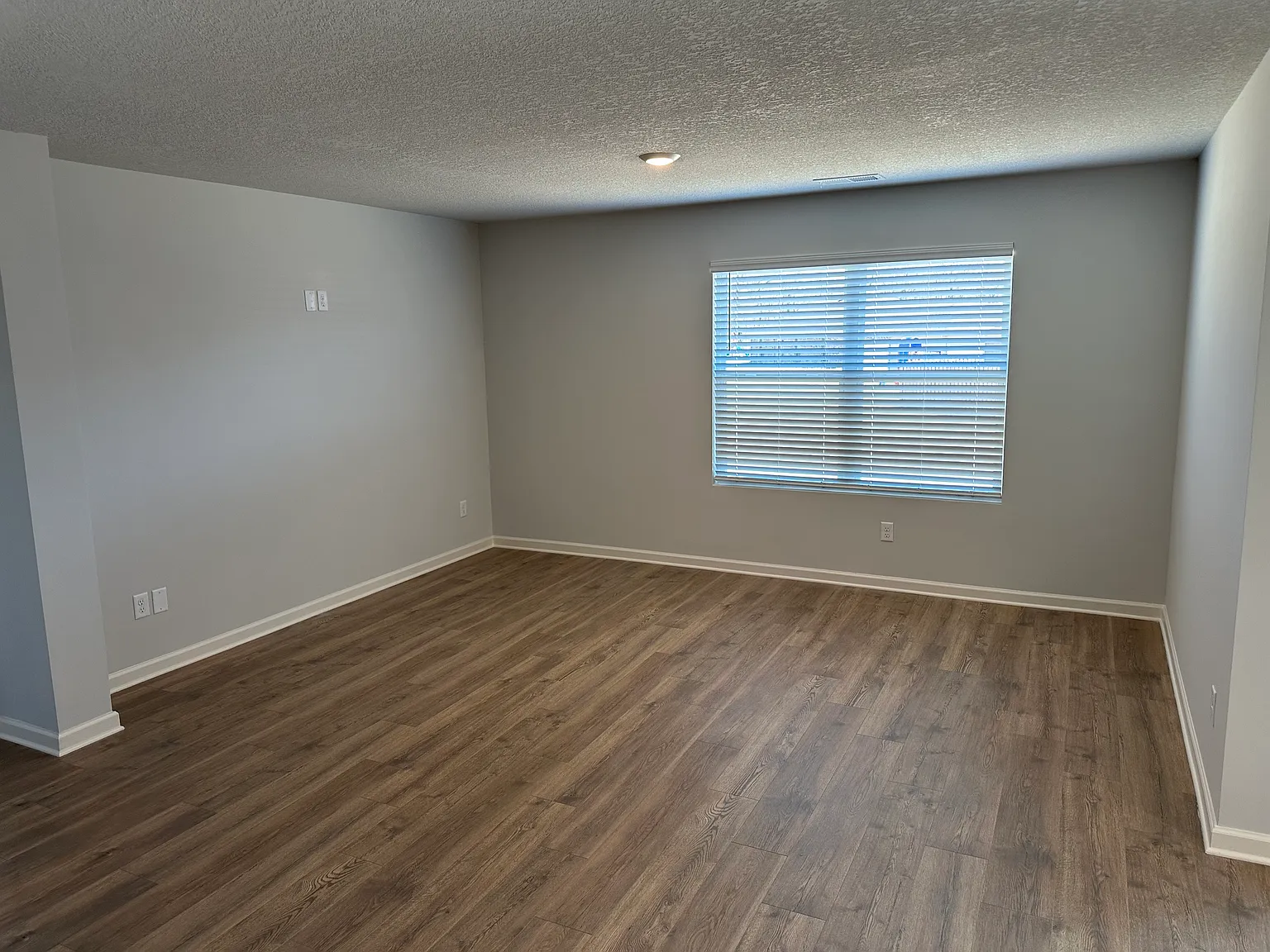 54 Vintage Grove Cv — Photo 4