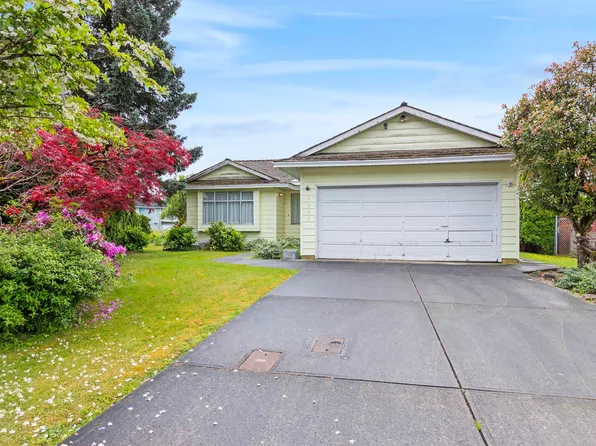 9381 139th St, Surrey, BC V3V 7K9