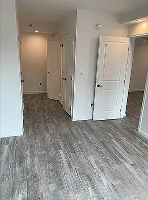 Rented by Avenues Real Estate | media 9